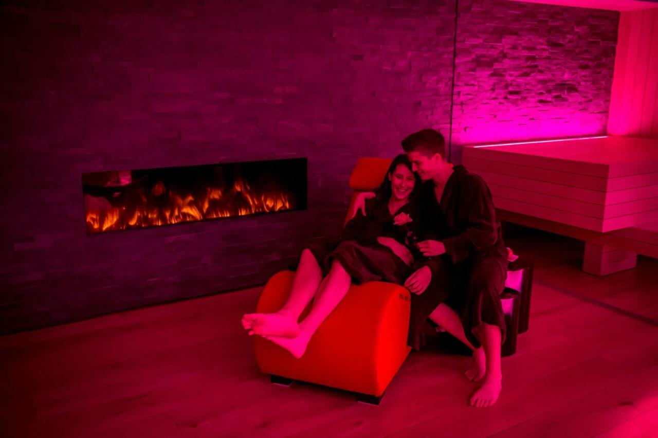 דירות אנטוורפן Exclusieve Prive Wellness Penthouse Skynooz מראה חיצוני תמונה